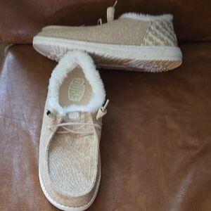 Hey Dude Wendy Funk Beige/white Slip-On Shoes with Faux Fur Lining